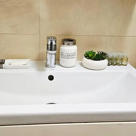 Magheru Cozy 2 Self Check-in Apartment *