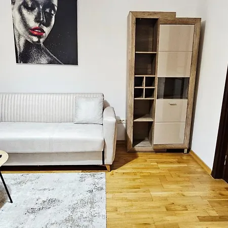 Magheru Cozy 2 Self Check-in *