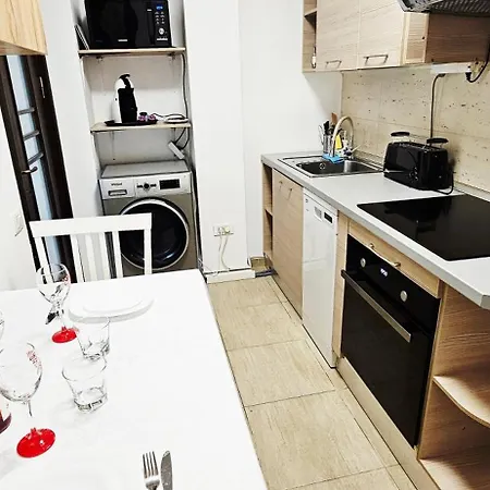 Apartament Magheru Cozy 2 Self Check-in *